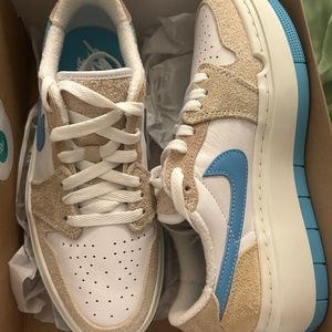 Women’s Air Jordan 1 Elevate